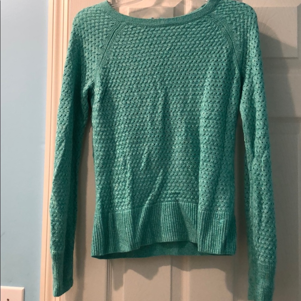 American eagle sweater